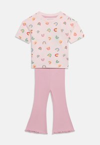 Δεν επιλέχθηκε, light pink/mauve
