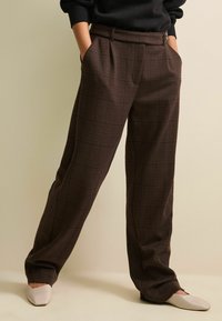 Next PONTE BARREL LEG-REGULAR FIT - Nohavice - brown