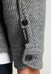 CHASIN' Giacca leggera - grey