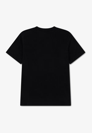 Effen zwart T-shirt met korte mouwen, van achteren getoond op een witte achtergrond, zonder ontwerpen, logo's of zichtbare kenmerken.