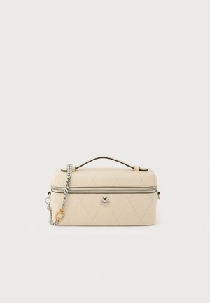 Tory Burch, CHARLIE QUILTED EAST WEST VANITY CASE - Дамска чанта - off-white