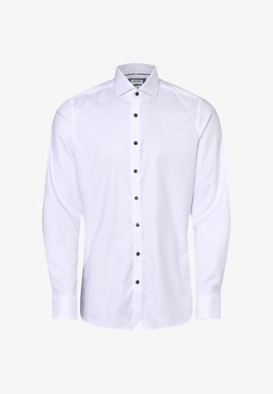 Weißes Langarmhemd aus glattem Stoff mit Kentkragen, ausgestattet mit schwarzen Knöpfen auf der Vorderseite und knöpfbaren Manschetten.