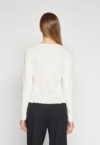 ONLY ONLCARLOTTA  - Langarmshirt - cloud dancer