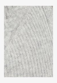 Non selezionato, Heather Gray