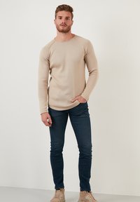 Buratti REGULAR FIT - Maglione - beige