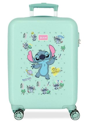 Maleta verde menta con múltiples personajes de Stitch en dibujos animados, planetas, palmeras y frases como "Ohana" y "con un poco de destrucción".