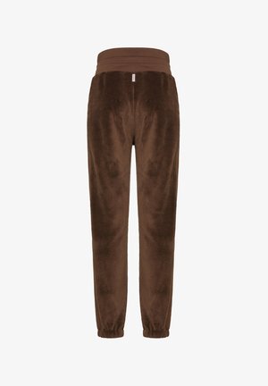 Hnědé flísové tepláky s vysokým elastickým pasem a staženými manžetami, které mají měkkou texturu a elegantní design.