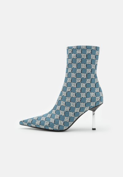 Multicoloured Women's Ankle Boots | Classic, Heeled or Wedged | Zalando UK