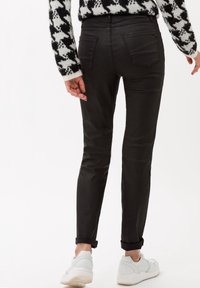 BRAX Vaqueros pitillo - black