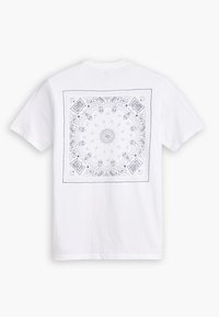 Levi's® CLASSIC GRAPHIC - Nyomott mintás póló - bandana white