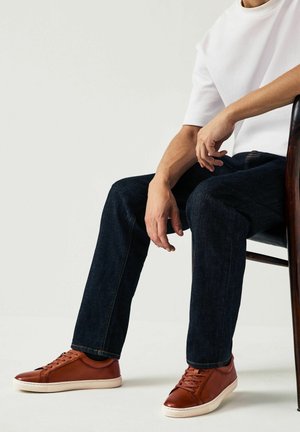 REGULAR FIT - Trainers - tan brown