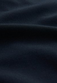 Non sélectionné, navy