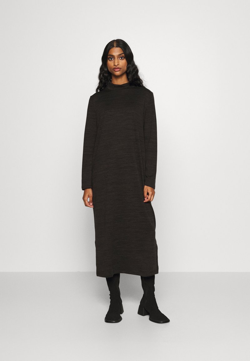 Vero Moda Petite VMKATIE DRESS - Φόρεμα-πουλόβερ - black