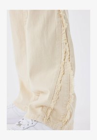 Seleccionado, ivoire