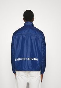 Emporio Armani Tunn jacka - royal blue