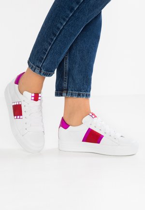Baskets basses - white