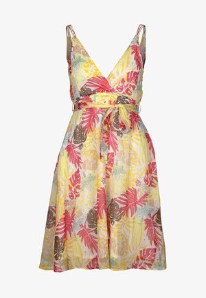 Sukienka w kwiatowy wzór z dekoltem w serek, cienkimi ramiączkami i wiązaną talią. Charakteryzuje się żywymi kolorami: żółtym, czerwonym i zielonym na jasnym tle.