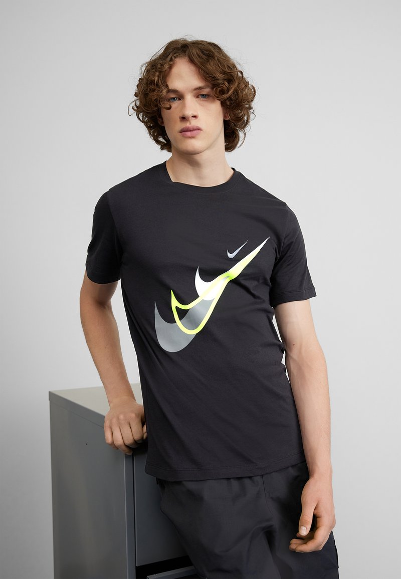 Nike Sportswear TShirt print black/schwarz Zalando.at
