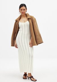 NA-KD FLOWY - Pullover - offwhite