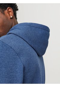 Jack & Jones JJELOGO HOOD - Džemperis su gobtuvu - blau