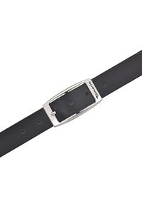 Cinturón de cuero negro con una hebilla rectangular de plata pulida que presenta el nombre de la marca "Tomaris" grabado en el lateral.