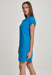 Urban Classics TURTLE EXTENDED SHOULDER - Robe en jersey - blue