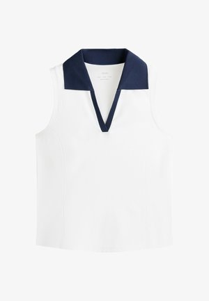 Mouwloze witte top met diepe donkerblauwe V-hals, getailleerde pasvorm en zonder zichtbare sluitingen of patronen.