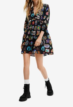 Vestido informal - black
