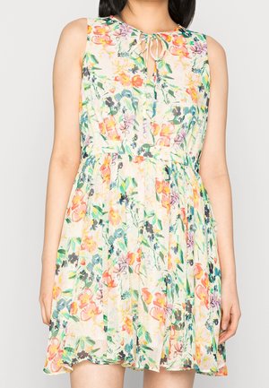 Ted Baker Robe de jour - white