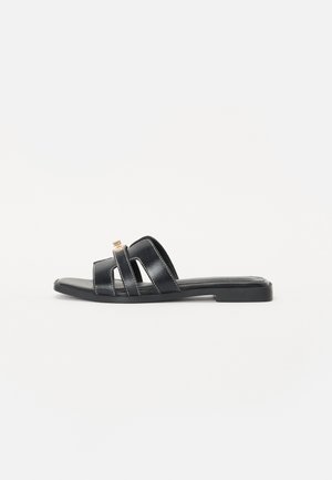 Pantoletai - black