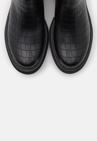 Even&Odd Botas de tornozelo com plataforma - black