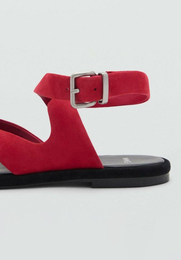 STRAPS - T-bar sandals2