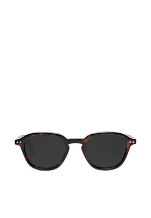 Braune Schildpatt-Sonnenbrille mit quadratischen, dicken Rahmen und dunkelgrauen Gläsern. Verfügt über zwei kleine Löcher in der Nähe der Scharniere.