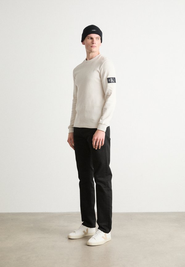 BADGE TEE - Long sleeved top - moonbeam2