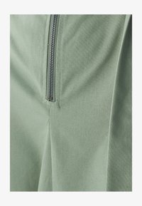 Ausgewählt, sage green