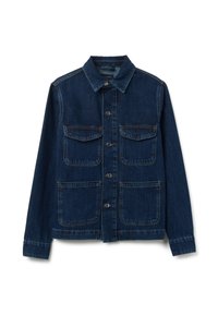Giacca di jeans blu scuro con quattro tasche frontali, chiusura con bottoni, maniche lunghe e colletto classico su sfondo bianco.