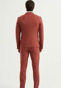 Yves Enzo YVES ENZO SET - Costume - terracotta