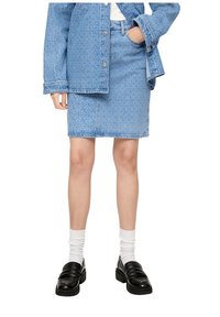 s.Oliver IN TWO-TONE-OPTIK - Jupe en jean - blau