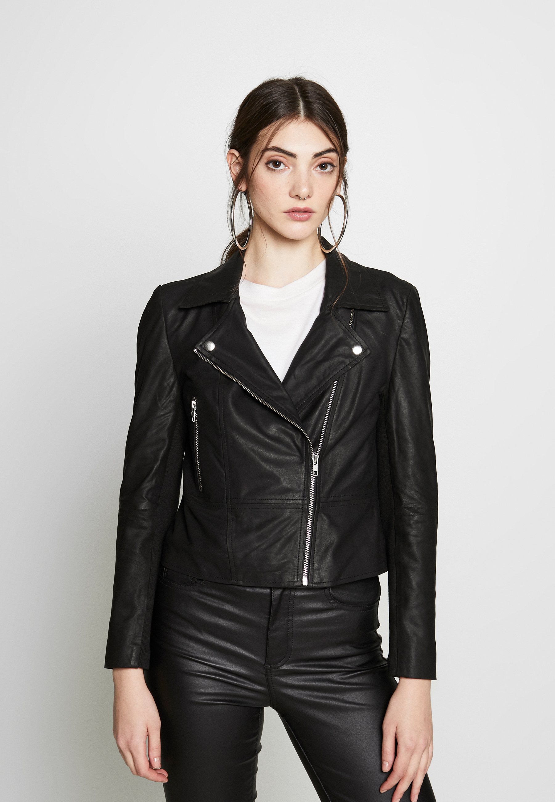 YAS Petite YASSOPHIE JACKET Skinnjakke black Zalando.no Object OBJNETTIE L JACKET Skinnjakke black Zalando.no