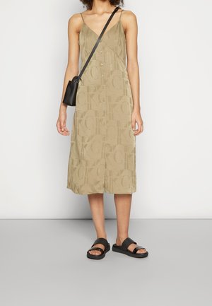 Robe de jour - beige