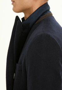Oscar Jacobson Pitkä takki - navy