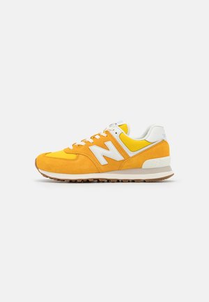 Trainers - yellow