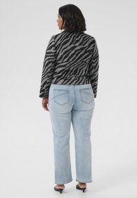 Kaffe Curve TORI - Blejzr - black grey animal