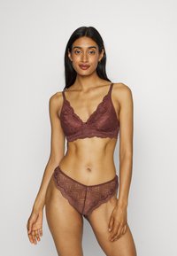 Triumph AMOURETTE CHARM - Sutiã triangular - decadent chocolate