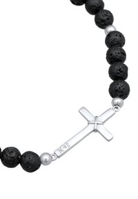 Perlas de piedra de lava negra con un colgante de cruz de plata; presenta partículas texturizadas y acentos pulidos; plata de ley 925 sellada.