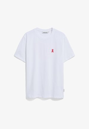 Weißes Baumwoll-T-Shirt mit kurzen Ärmeln und rundem Halsausschnitt, mit einem kleinen roten Band-Logo auf der linken Brust.