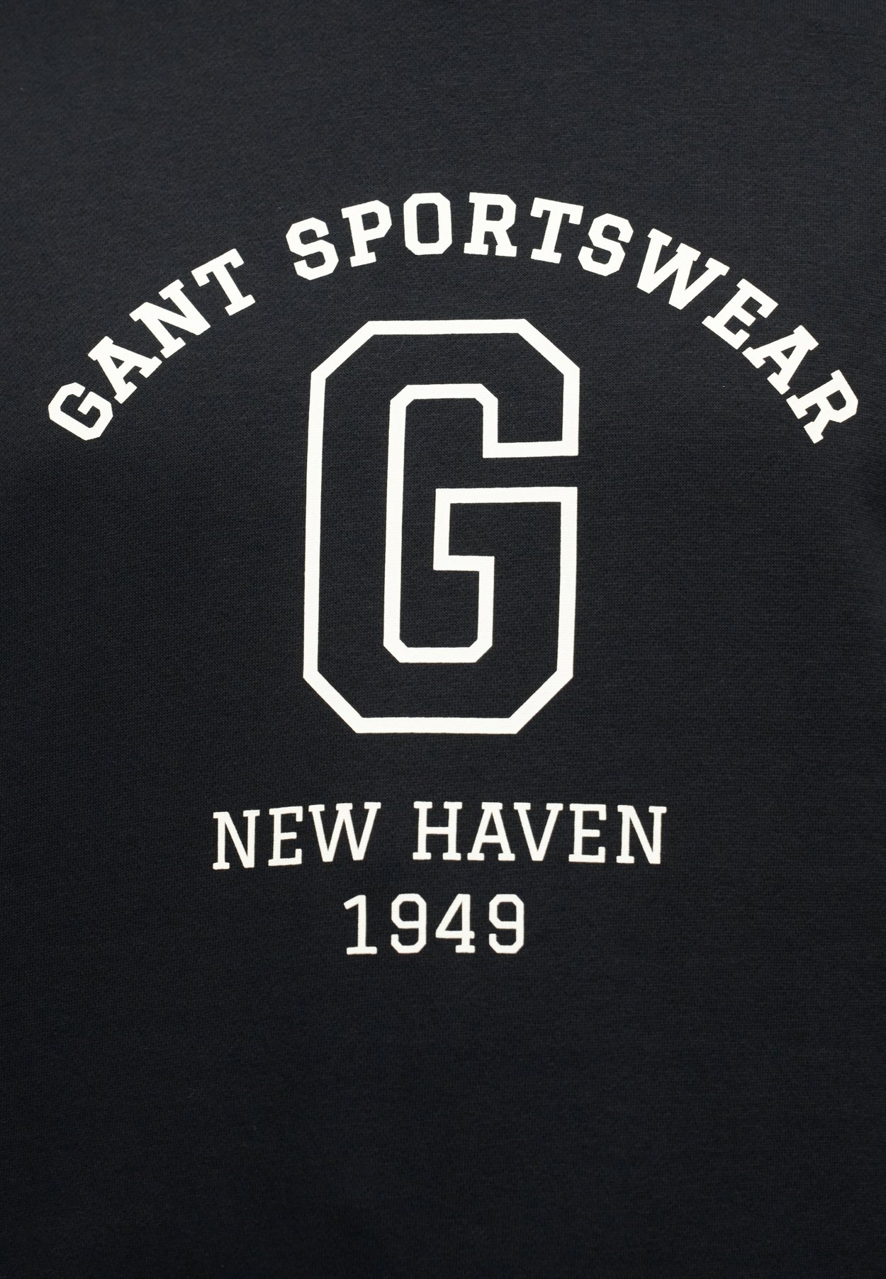 GRAPHIC CREW NECK