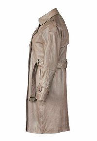 Beige Leder-Trenchcoat mit tailliertem Schnitt, geknöpften Manschetten und einem Reverskragen; verfügt über eine glatte Textur und elegante Silhouette.