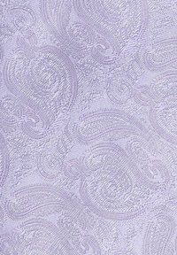 Vaaleanvioletti kangas kohotetulla paisley-kuviolla, jossa on teksturoitu pinta ja monimutkaiset pyörteet, jotka tarjoavat hienostunutta visuaalista yksityiskohtaa.