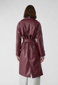 Stradivarius Trench - bordeaux